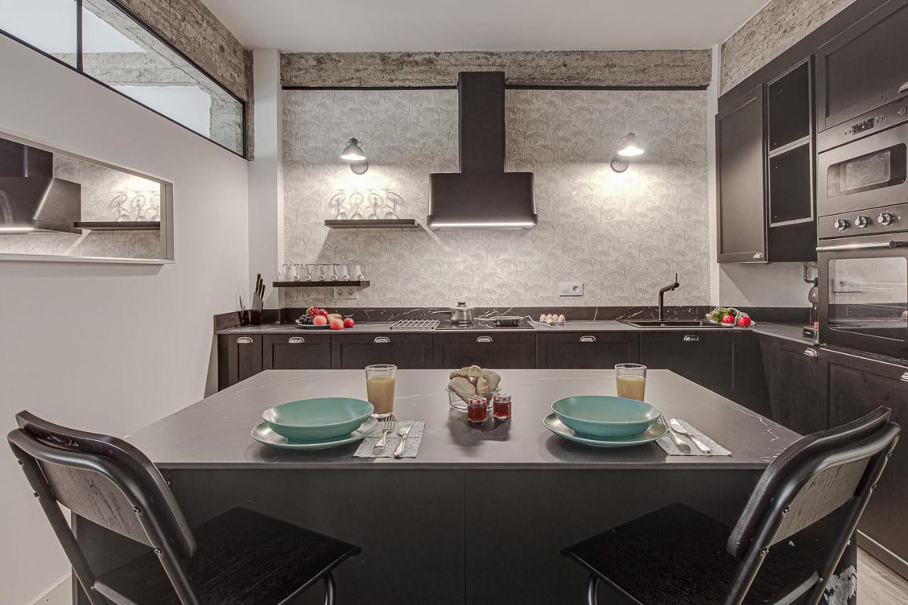 Central Square Deluxe Apartment Corunha Exterior foto